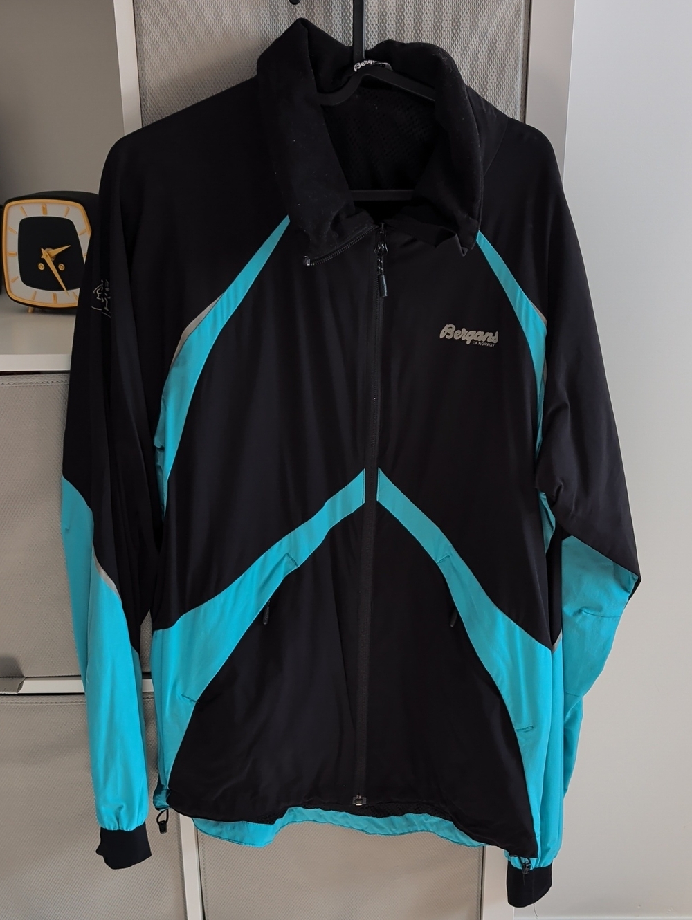 Men's Black & Turquoise Ski Jacket
